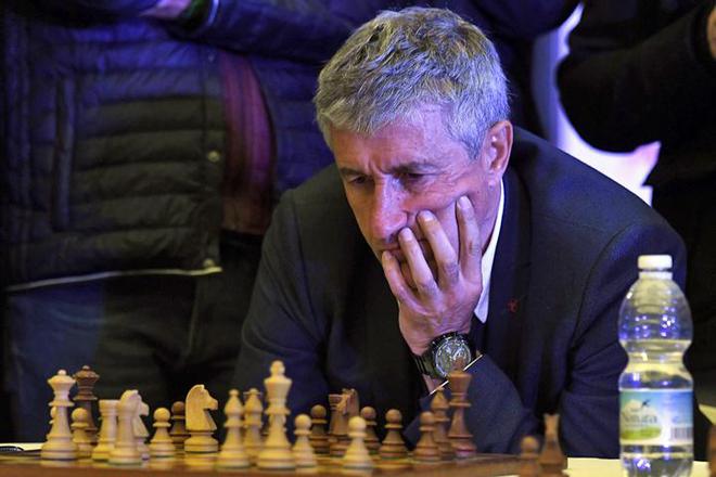这位“象棋大师”，带领切尔西一路向北