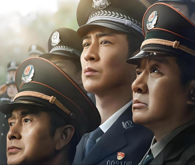 全是感动！《我是刑警》3大案收尾，这是今年看过最泪奔的大结局