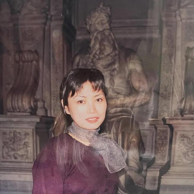 邓文迪低调过56生日，“邓文迪式”女人共性多！  第20张