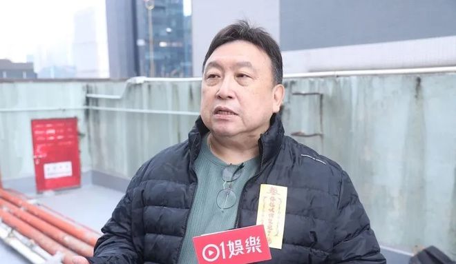 王晶炮轰林明祯"放飞机"：才红两部戏就耍大牌，名气不大咖位不小