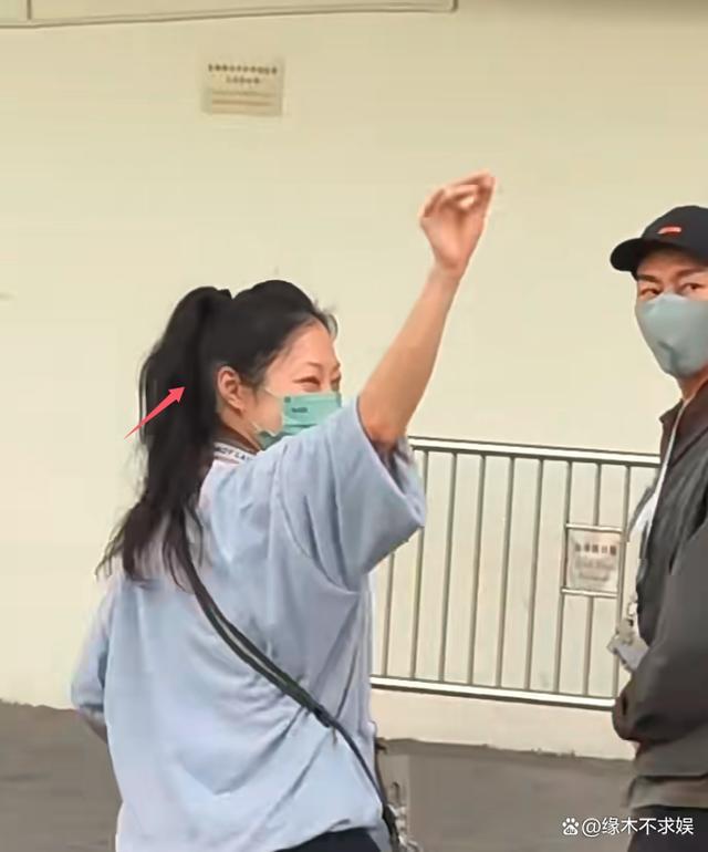 刘德华红馆演唱会第七天：干儿子捧场，舞伴赖文慧黑眼圈好重！