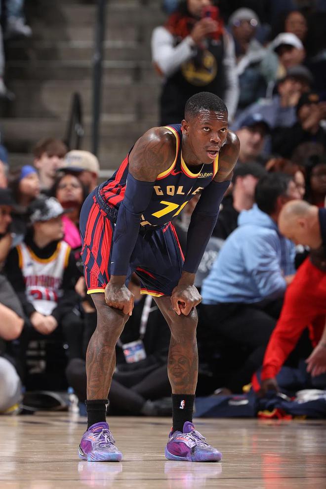 51分超级惨案！勇士又输了，11场9负，库里7中0，NBA西部格局大变