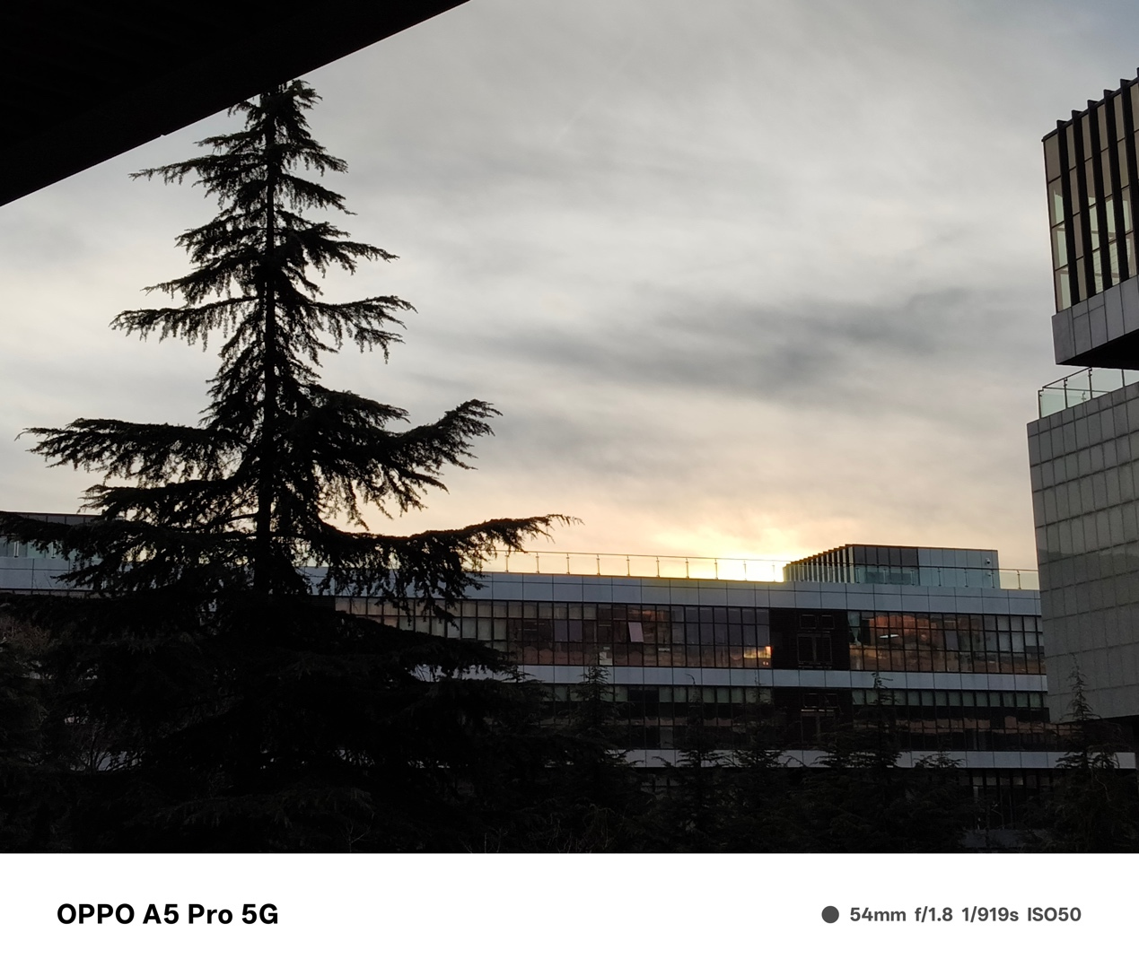 【IT之家评测室】耐看更耐用，OPPO A5 Pro 上手体验  第22张