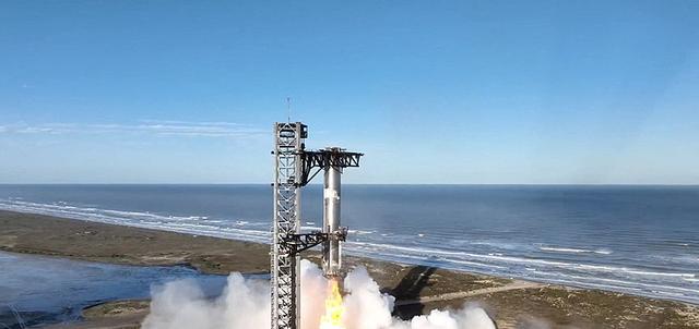 新京报：北京市中华职教社-SpaceX“星舰”第七次试飞二级飞船失联，马斯克：成功是不确定的 但娱乐有保证  第1张
