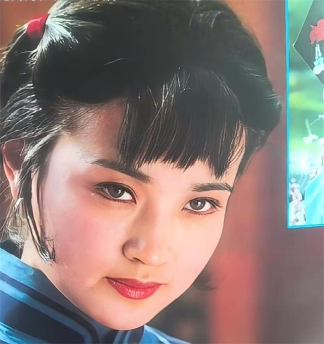 西瓜视频：澳门金牛版资料免费-刘晓庆带82岁老公现身美国，老公王晓玉老了很多，夫妻俩像两代人