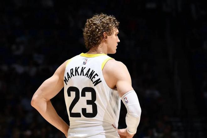 观察者网：7777788888管家婆香港-赛季过半！ESPN评NBA半程最令人失望7位球员，76人双星上榜