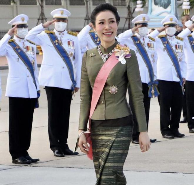 全球时报：澳门6合资料-苏提达“美人心计”禁足新妃，欧拉弄甘拜下风，隐退幕后避其锋芒
