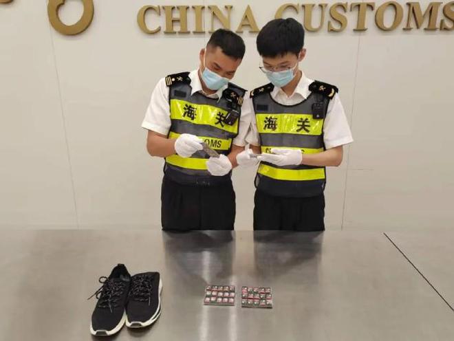 虎扑社区：黄大仙精选三肖三码资料正版下载-新的赛博吞灯泡实验？Switch2发售在即，玩家想吃“柠檬味”卡带