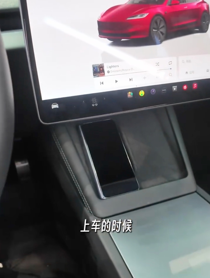 百度贴吧大咖：49图库免费的资料澳门精准-OPPO Find N5 折叠屏手机确认支持比亚迪 / 蔚来 / 宝马 / 极氪 / 特斯拉等车型无线充电