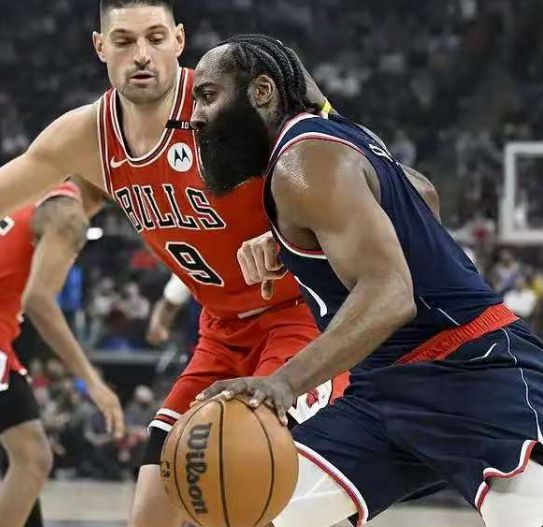 每日经济新闻：新奥六开彩资料2024-NBA积分榜又乱了！快船13分爆冷，勇士太阳惨败，灰熊紧追火箭