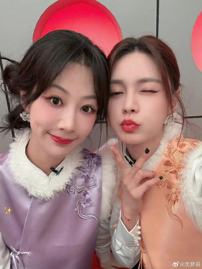 法制晚报：49图库49tk.0cm澳门彩绿色版-沈梦辰《国色芳华》出场镜头