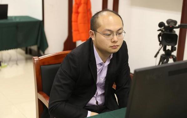 火山小视频：澳门四肖四码期期准免费-唐韦星调侃韩国规则：李世石输阿尔法狗太冤，都怪裁判不作为