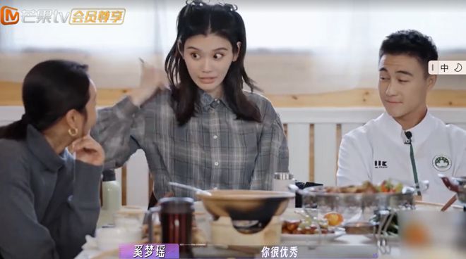 今日头条：7777788888管家婆老家-《小巷人家》：好的婚姻，就像夫妻一起种地，你耕一垄，我锄一行