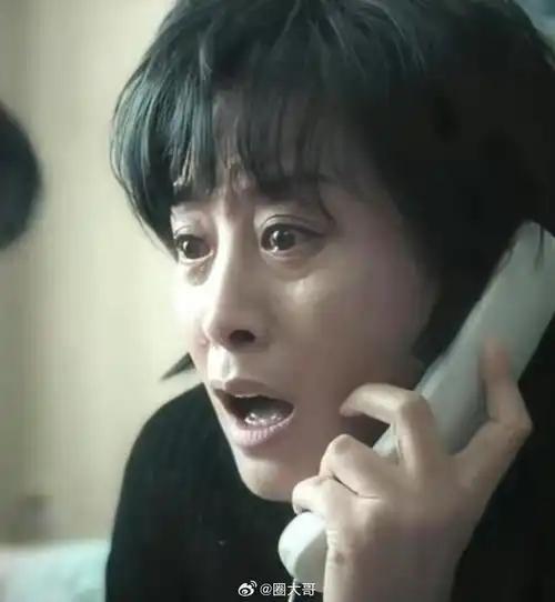 映客直播：7777788888管家婆最新版本-不会煽情别尬演！《漂白》王佳佳一出手，让观众看清假哭有多离谱