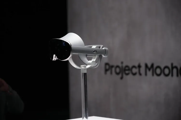 微信公众号：管家婆2024资料精准大全澳门-三星“Project Moohan”XR 头显公开亮相，运行 Android XR 系统