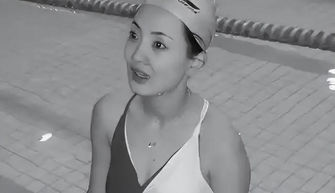 腾讯动漫：澳门最新六开彩四不象-演员牛莉：嫁给圈外人刘亚东后被“宠上天”，结婚29年几乎不做饭