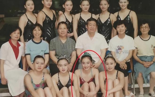 腾讯动漫：澳门最新六开彩四不象-演员牛莉：嫁给圈外人刘亚东后被“宠上天”，结婚29年几乎不做饭