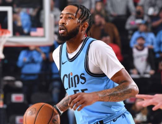 天天快报：2024新澳门正版免费资木车-NBA今日之星候选：亚历山大新高54分PK欧文难救主38分
