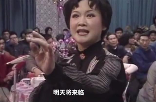 哔哩哔哩番剧：香港精准内部免费资料公开-网评“最烂春晚”，捧了个“白眼狼”，导演：当时我都不想活了