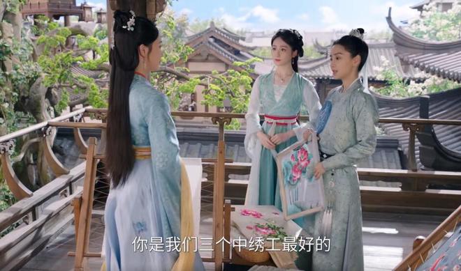 搜狐新闻：深夜福利院在线观看-白面红唇演女扮男装？杨颖新剧一开播，观众坐不住了：这糊弄谁呢
